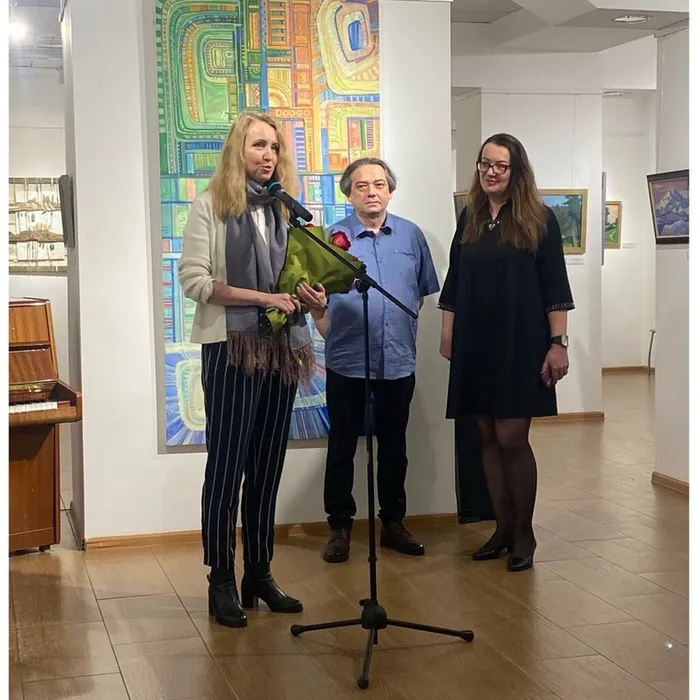 В пространстве теплохолодности