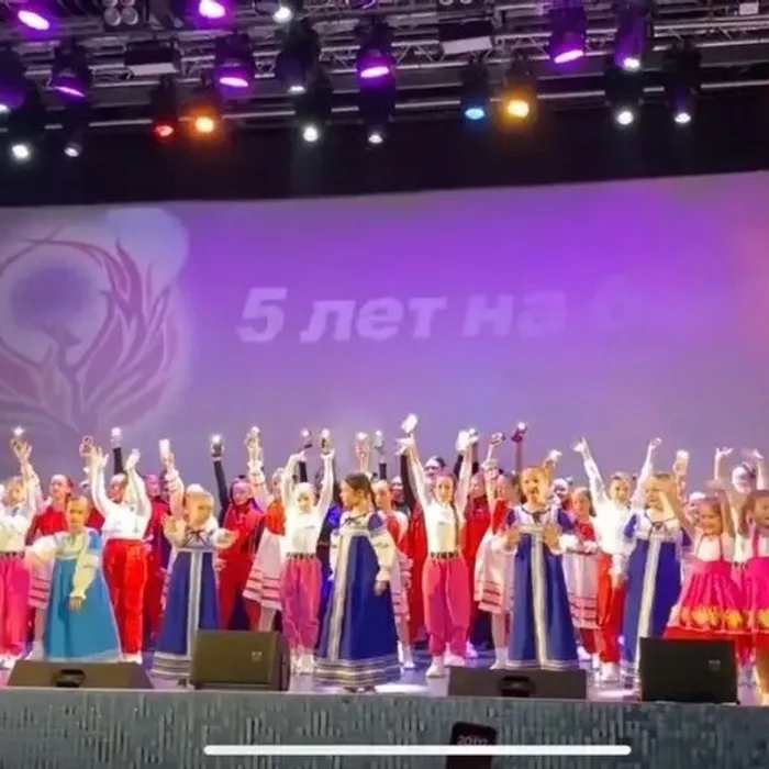 5 лет на Бис!